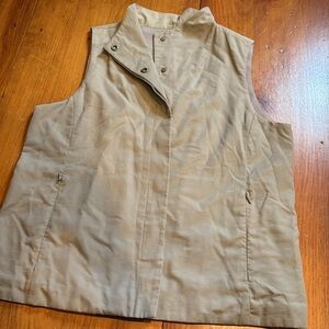 EILEEN FISHER M Tan Magnetic Closure Vest Fleece Liner High Neck